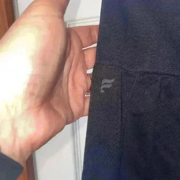 Fabletics Womens High Waisted Perforated Leggings Black 24" Inseam Medium - Picture 4 of 5